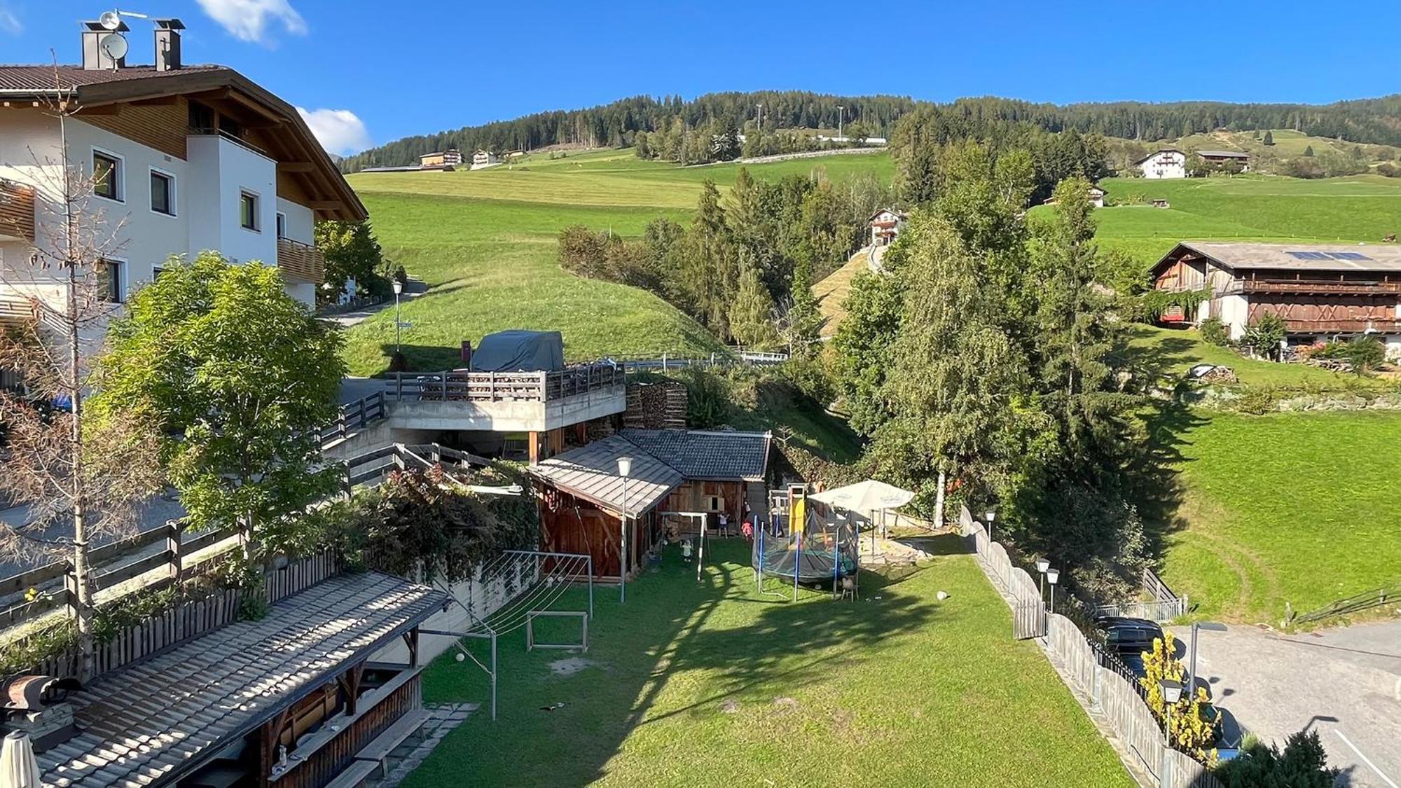 Gasthaus Zum Weissen Kreuz Lazfons Exterior foto