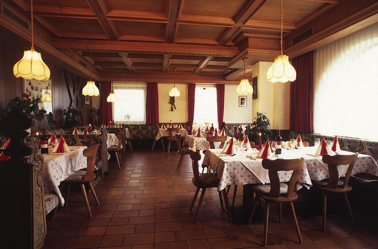 Gasthaus Zum Weissen Kreuz Lazfons Exterior foto