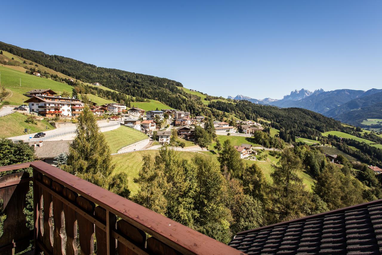 Gasthaus Zum Weissen Kreuz Lazfons Exterior foto